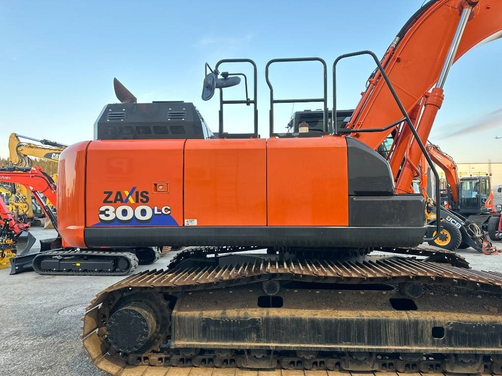 Hitachi ZX 300 LC-6 Kallistuva kauha S80 - Ερπυστριοφόρος εκσκαφέας: φωτογραφία 5 Hitachi ZX 300 LC-6 Kallistuva kauha S80 - Ερπυστριοφόρος εκσκαφέας: φωτογραφία 5