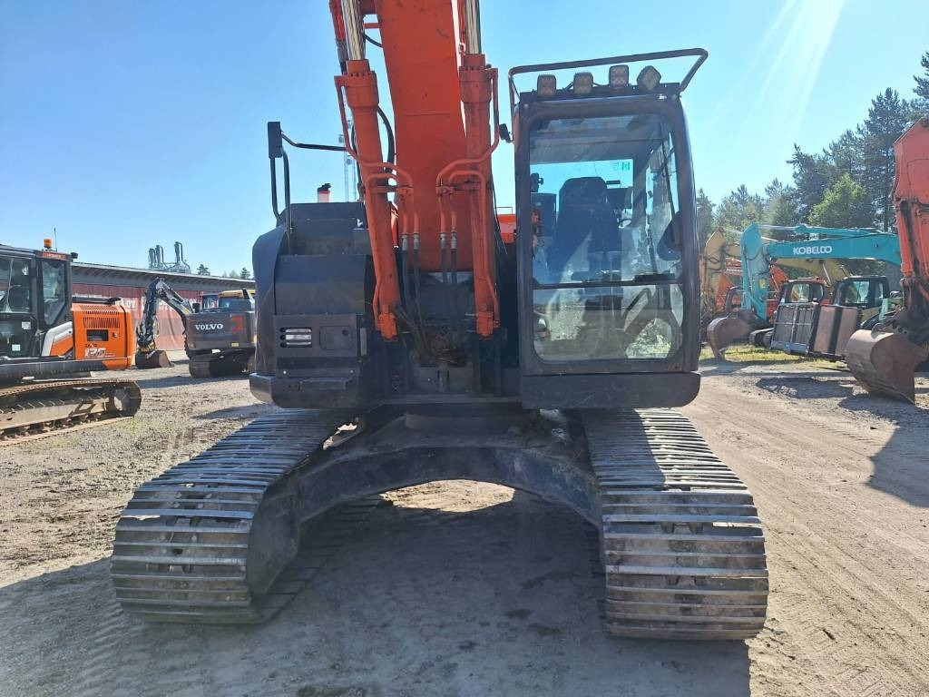 Hitachi ZX225USLC-5 - Ερπυστριοφόρος εκσκαφέας: φωτογραφία 4 Hitachi ZX225USLC-5 - Ερπυστριοφόρος εκσκαφέας: φωτογραφία 4