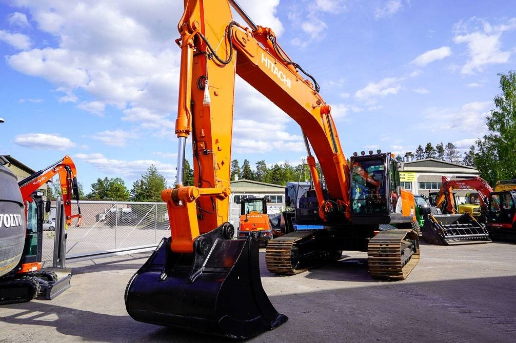 Hitachi ZX350LC-6 UUSI ALAKERTA - Ερπυστριοφόρος εκσκαφέας: φωτογραφία 3 Hitachi ZX350LC-6 UUSI ALAKERTA - Ερπυστριοφόρος εκσκαφέας: φωτογραφία 3