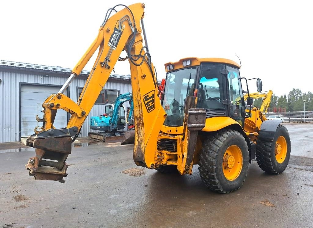 JCB 4CN YHDISTELMÄKONE KALLISTAJALLA - Φορτωτής εκσκαφέας: φωτογραφία 3 JCB 4CN YHDISTELMÄKONE KALLISTAJALLA - Φορτωτής εκσκαφέας: φωτογραφία 3
