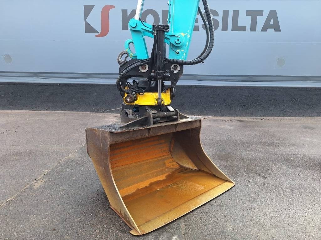 Ερπυστριοφόρος εκσκαφέας Kobelco SK180LC-10 PYÖRITTÄJÄLLÄ: φωτογραφία 10