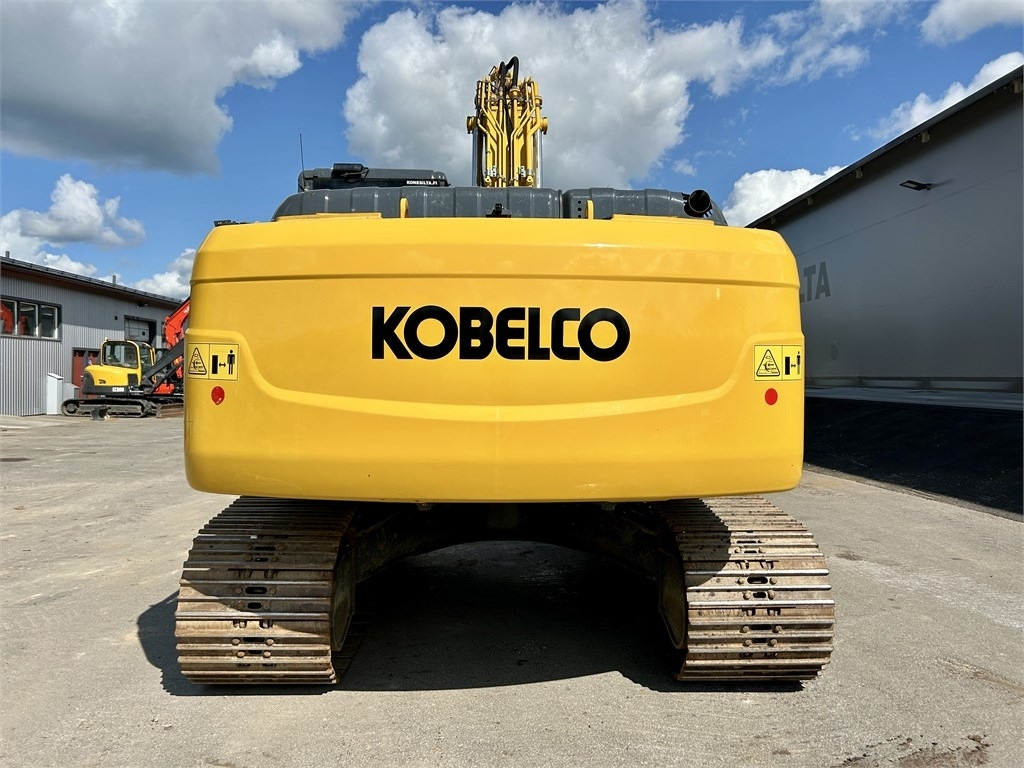 Kobelco SK210LC-11 PYÖRITTÄJÄLLÄ - Ερπυστριοφόρος εκσκαφέας: φωτογραφία 4 Kobelco SK210LC-11 PYÖRITTÄJÄLLÄ - Ερπυστριοφόρος εκσκαφέας: φωτογραφία 4