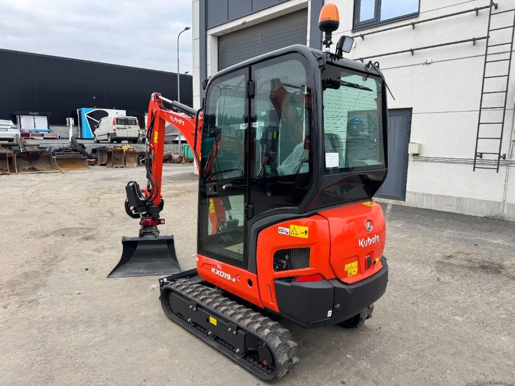 Kubota KX 019-4 - Μίνι εκσκαφέας: φωτογραφία 3 Kubota KX 019-4 - Μίνι εκσκαφέας: φωτογραφία 3