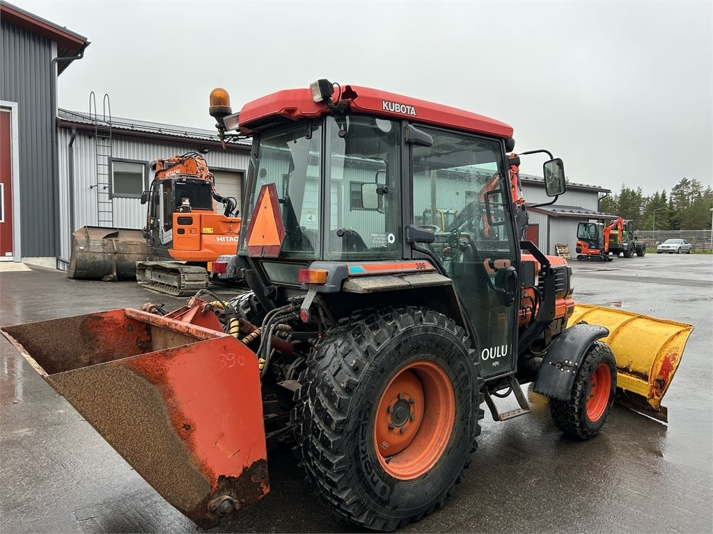 Kubota L 3600 AURA JA HIEKOTIN - Δημοτικό τρακτέρ: φωτογραφία 4 Kubota L 3600 AURA JA HIEKOTIN - Δημοτικό τρακτέρ: φωτογραφία 4