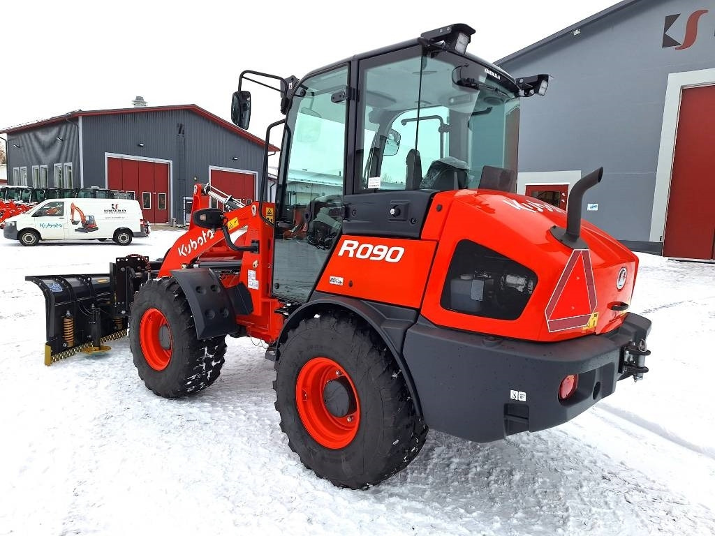 Kubota R090 TALVIPAKETILLA - Ελαστιχοφόρος φορτωτής: φωτογραφία 3 Kubota R090 TALVIPAKETILLA - Ελαστιχοφόρος φορτωτής: φωτογραφία 3