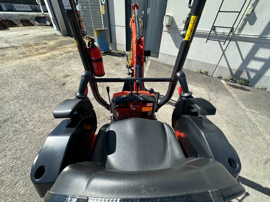 Leasing Kubota U 10 - 5 ex demo 20h ajettu kallistajalla  Kubota U 10 - 5 ex demo 20h ajettu kallistajalla: φωτογραφία 10