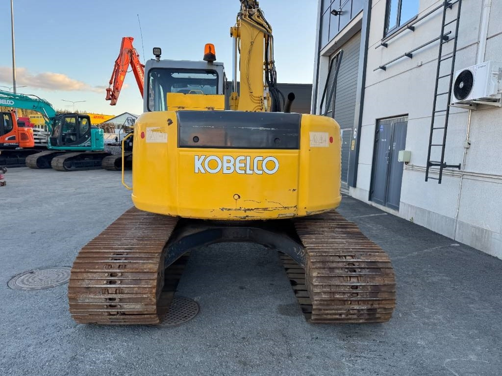 New Holland E 135 SR LC - Ερπυστριοφόρος εκσκαφέας: φωτογραφία 4 New Holland E 135 SR LC - Ερπυστριοφόρος εκσκαφέας: φωτογραφία 4