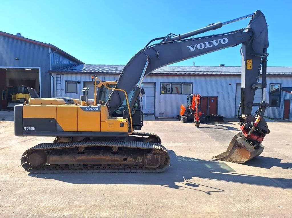 Volvo EC220DL PYÖRITTÄJÄLLÄ - Ερπυστριοφόρος εκσκαφέας: φωτογραφία 5 Volvo EC220DL PYÖRITTÄJÄLLÄ - Ερπυστριοφόρος εκσκαφέας: φωτογραφία 5