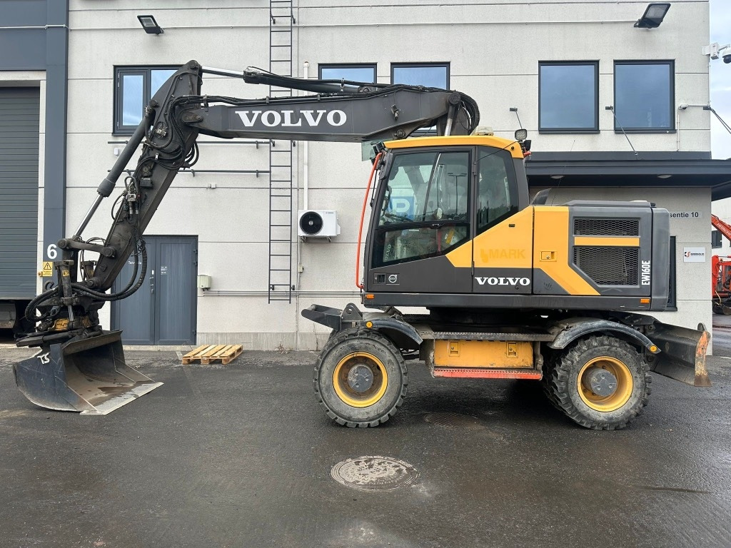Volvo EW160E PYÖRITTÄJÄLLÄ - Τροχοφόρος εκσκαφέας: φωτογραφία 1 Volvo EW160E PYÖRITTÄJÄLLÄ - Τροχοφόρος εκσκαφέας: φωτογραφία 1