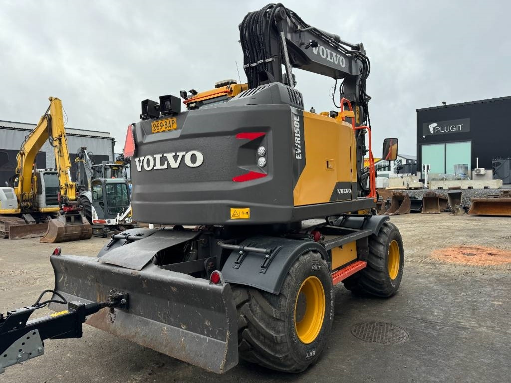 Volvo EWR150E Uusi Palms perävaunu / hieno paketti - Τροχοφόρος εκσκαφέας: φωτογραφία 5 Volvo EWR150E Uusi Palms perävaunu / hieno paketti - Τροχοφόρος εκσκαφέας: φωτογραφία 5
