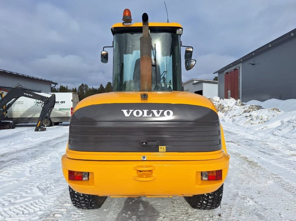 Volvo L45B UUDET RENKAAT - Ελαστιχοφόρος φορτωτής: φωτογραφία 3 Volvo L45B UUDET RENKAAT - Ελαστιχοφόρος φορτωτής: φωτογραφία 3