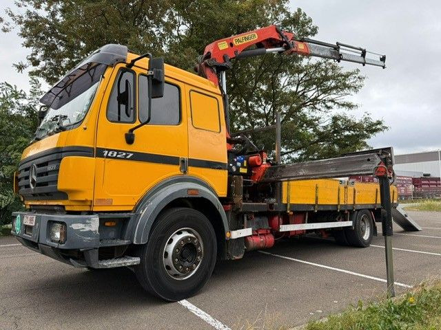 Mercedes-Benz 1827. Kran Palfinger PK13000. - Φορτηγό με γερανό: φωτογραφία 5 Mercedes-Benz 1827. Kran Palfinger PK13000. - Φορτηγό με γερανό: φωτογραφία 5