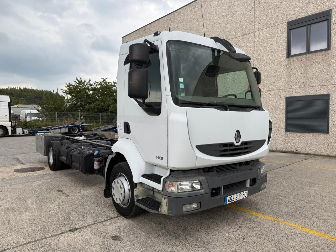 Renault Midlum 240dXi. Klima. 225.000km. - Φορτηγό σασί: φωτογραφία 1 Renault Midlum 240dXi. Klima. 225.000km. - Φορτηγό σασί: φωτογραφία 1