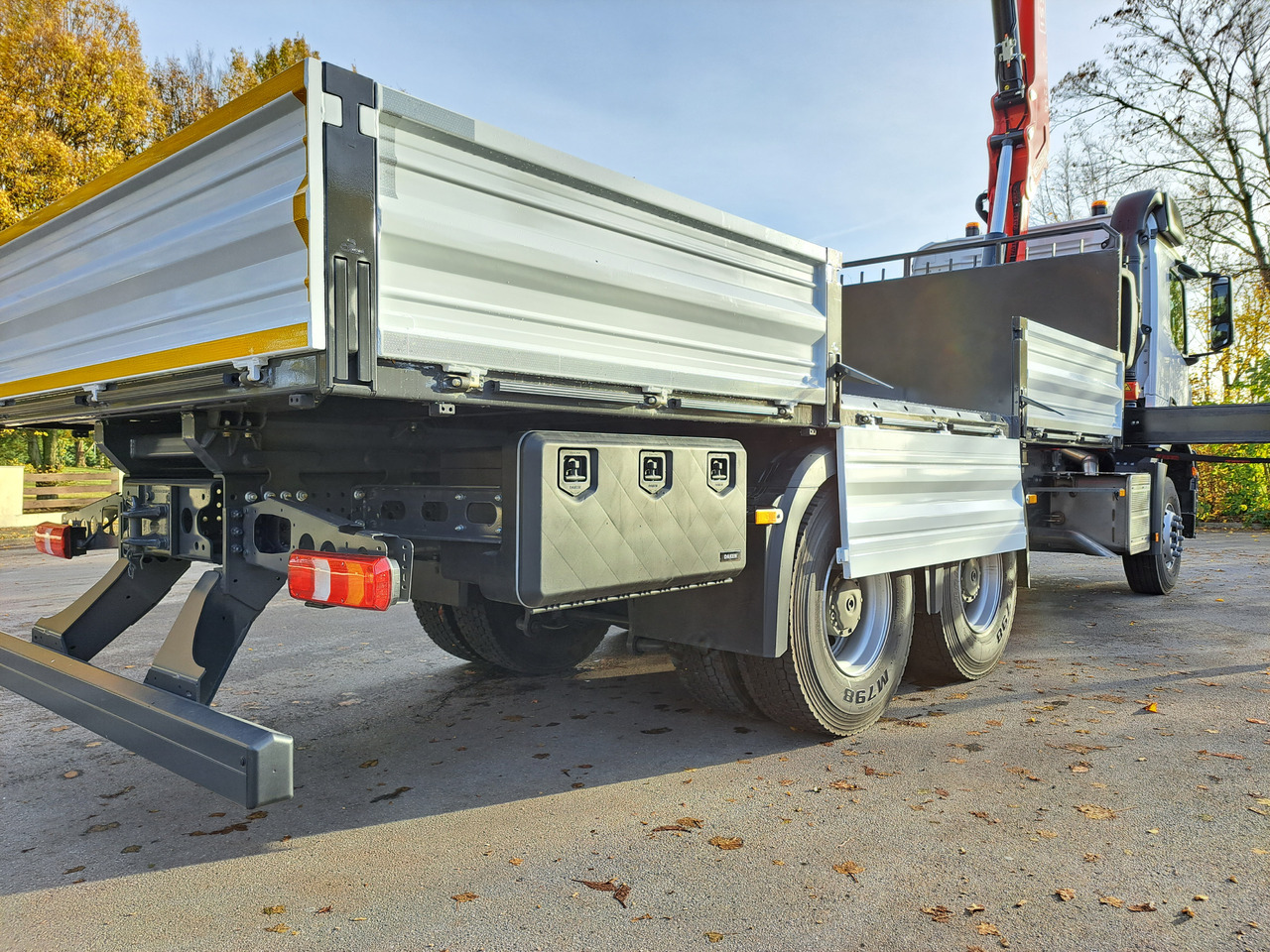 MERCEDES-BENZ AROCS 3340 CRANE FASSI F245 FLATBED TWISTLOCK EURO 3 - Φορτηγό με ανοιχτή καρότσα, Φορτηγό με γερανό: φωτογραφία 5 MERCEDES-BENZ AROCS 3340 CRANE FASSI F245 FLATBED TWISTLOCK EURO 3 - Φορτηγό με ανοιχτή καρότσα, Φορτηγό με γερανό: φωτογραφία 5