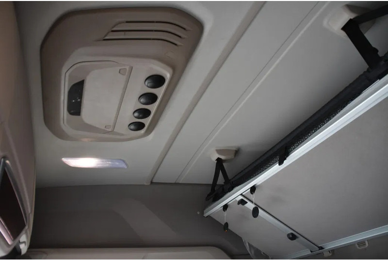 DAF XG 480 4x2 - 230 TKM - CAMERA SYSTEM - PARK. AIRCO - 2 x FUEL TANKS - APPLE CARPLAY/ANDROID - LED LIGHTS - TOP CONDITION - - Τράκτορας: φωτογραφία 5 DAF XG 480 4x2 - 230 TKM - CAMERA SYSTEM - PARK. AIRCO - 2 x FUEL TANKS - APPLE CARPLAY/ANDROID - LED LIGHTS - TOP CONDITION - - Τράκτορας: φωτογραφία 5