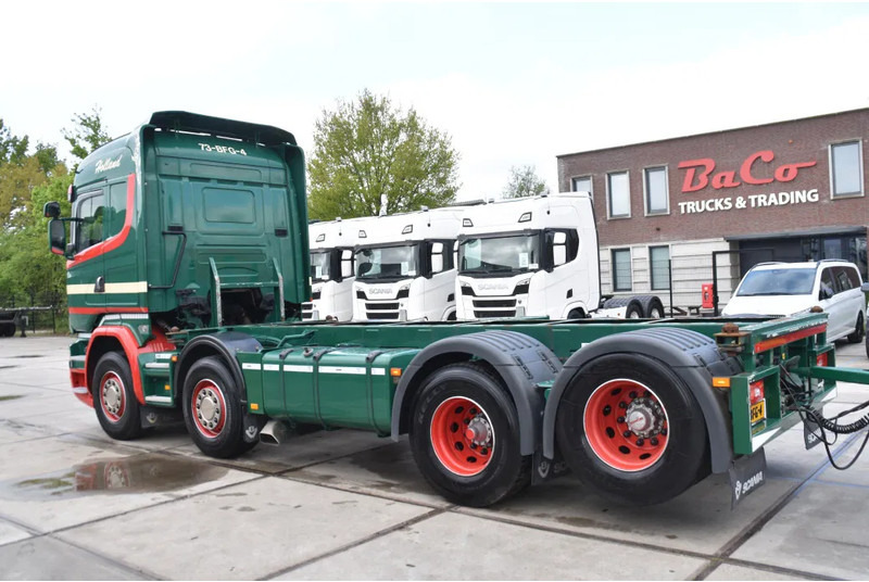 Scania R520 HL V8 8x2 - EURO 6 - MANUAL - RETARDER - WHEELBASE: 510 cm - 10 TONS FRONT AXLE - XENON - - Φορτηγό μεταφοράς εμπορευματοκιβωτίων/ Κινητό αμάξωμα: φωτογραφία 2 Scania R520 HL V8 8x2 - EURO 6 - MANUAL - RETARDER - WHEELBASE: 510 cm - 10 TONS FRONT AXLE - XENON - - Φορτηγό μεταφοράς εμπορευματοκιβωτίων/ Κινητό αμάξωμα: φωτογραφία 2