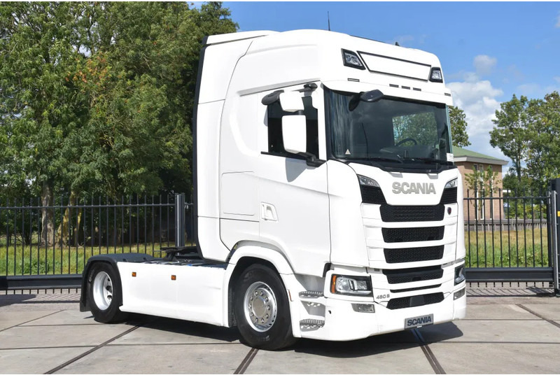 Scania S450 NGS 4x2 - RETARDER - 709 TKM - PARK. AIRCO - LEATHER SEATS - 2 x FUEL TANKS - LED LIGHTS - TOP CONDITION - - Τράκτορας: φωτογραφία 1 Scania S450 NGS 4x2 - RETARDER - 709 TKM - PARK. AIRCO - LEATHER SEATS - 2 x FUEL TANKS - LED LIGHTS - TOP CONDITION - - Τράκτορας: φωτογραφία 1