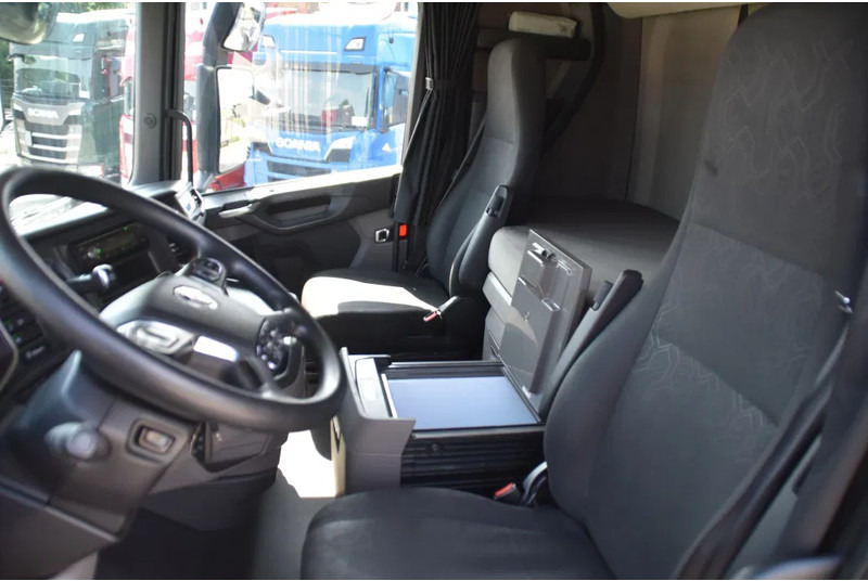 Scania S450 NGS 4x2NB - FULL AIR - 757 TKM - RETARDER - PARK. AIRCO - 2 x FUEL TANKS - TOP CONDITION - - Τράκτορας: φωτογραφία 5 Scania S450 NGS 4x2NB - FULL AIR - 757 TKM - RETARDER - PARK. AIRCO - 2 x FUEL TANKS - TOP CONDITION - - Τράκτορας: φωτογραφία 5