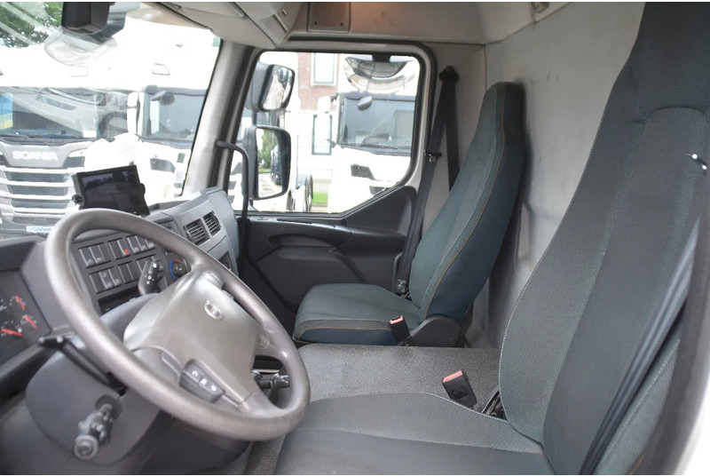 Volvo FL 280 4x2 + BOX - 294 TKM - AIRCO - DOUBLE CARGOFLOOR - ELEVATOR - REMOTE CONTROL - CAMERA - - Φορτηγό κόφα: φωτογραφία 5 Volvo FL 280 4x2 + BOX - 294 TKM - AIRCO - DOUBLE CARGOFLOOR - ELEVATOR - REMOTE CONTROL - CAMERA - - Φορτηγό κόφα: φωτογραφία 5