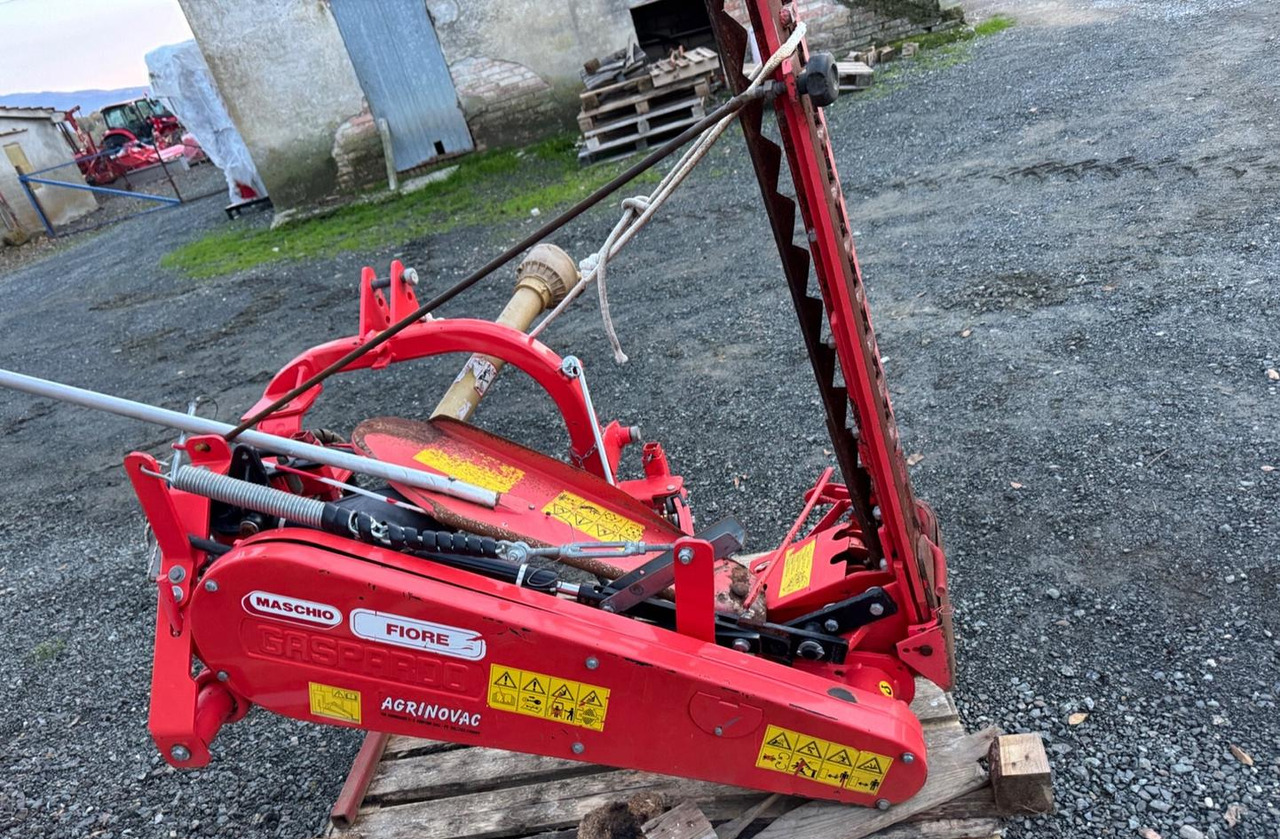 Falciatrice - Καταστροφέας: φωτογραφία 1 Falciatrice - Καταστροφέας: φωτογραφία 1