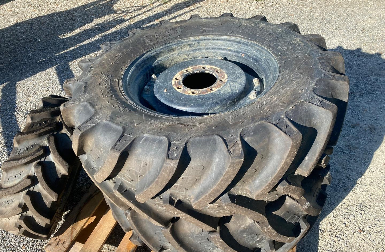 Pneumatico trattore - Πλήρης τροχός για Τρακτέρ: φωτογραφία 5 Pneumatico trattore - Πλήρης τροχός για Τρακτέρ: φωτογραφία 5