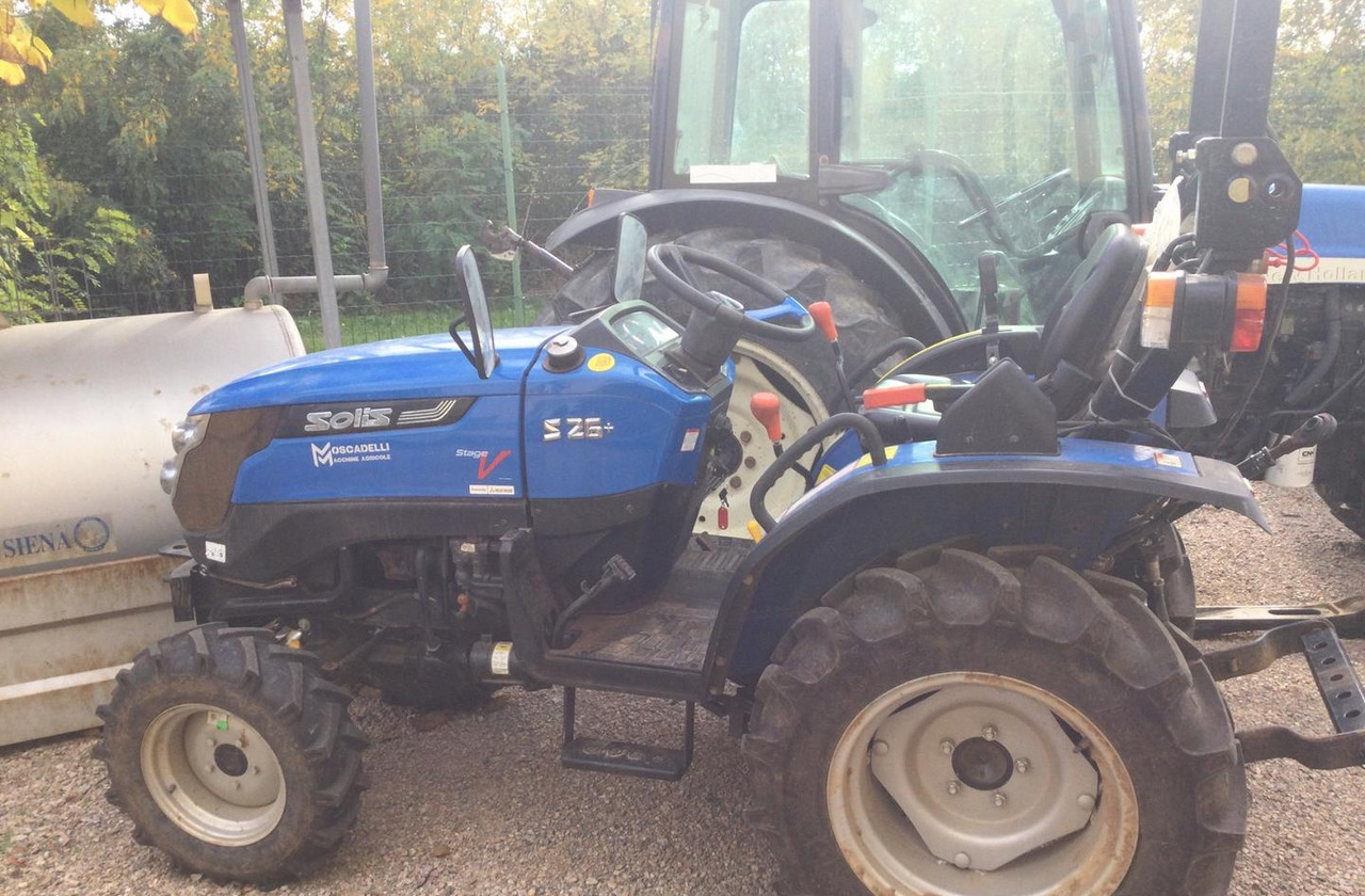 Solis 26 - Τρακτέρ: φωτογραφία 5 Solis 26 - Τρακτέρ: φωτογραφία 5