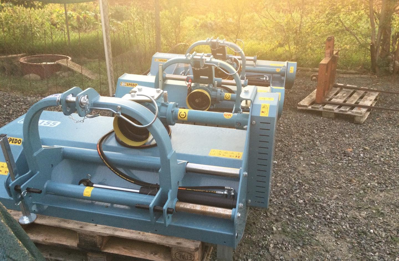 - Καταστροφέας με σφυριά: φωτογραφία 2 - Καταστροφέας με σφυριά: φωτογραφία 2