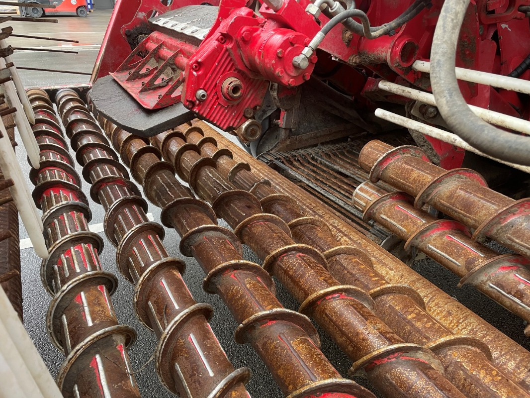 Holmer T4-40 - Μηχανή οργώματος: φωτογραφία 5 Holmer T4-40 - Μηχανή οργώματος: φωτογραφία 5