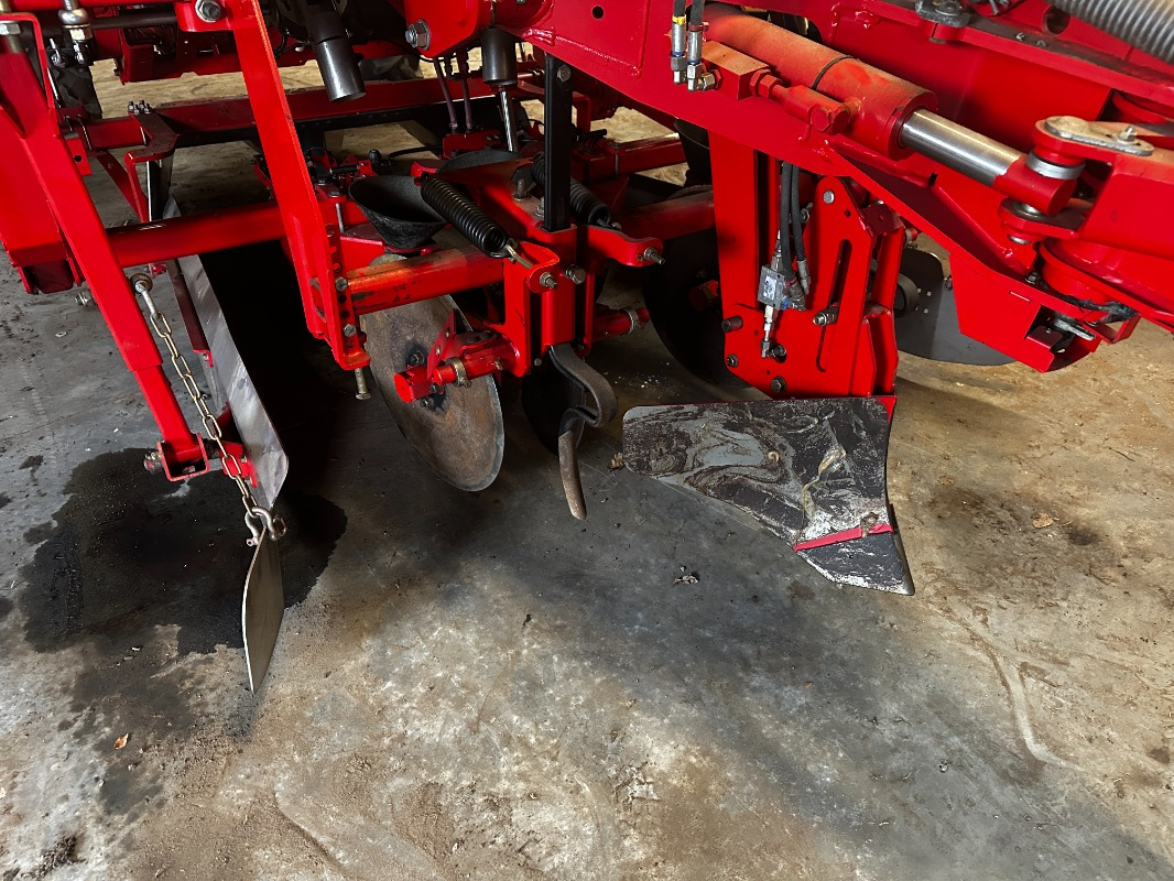 Grimme GB-230 - Μηχανή συγκομιδής: φωτογραφία 5 Grimme GB-230 - Μηχανή συγκομιδής: φωτογραφία 5