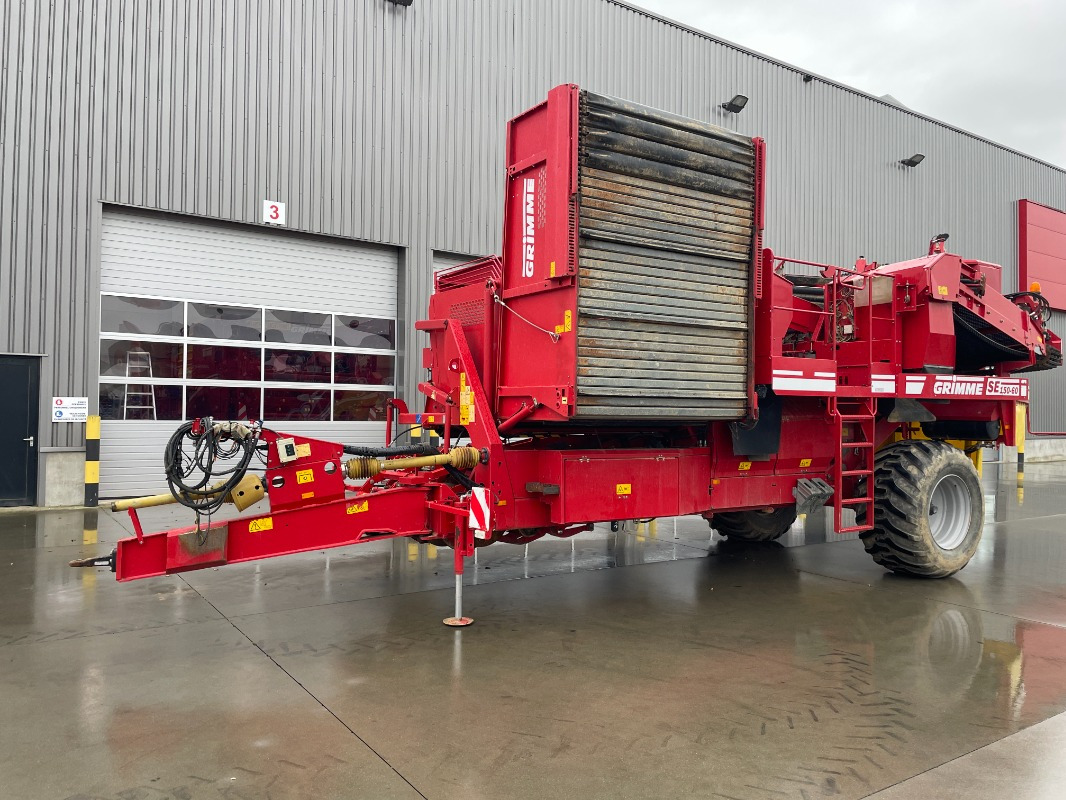 Grimme SE 150-60 NB - Μηχανή συγκομιδής: φωτογραφία 1 Grimme SE 150-60 NB - Μηχανή συγκομιδής: φωτογραφία 1