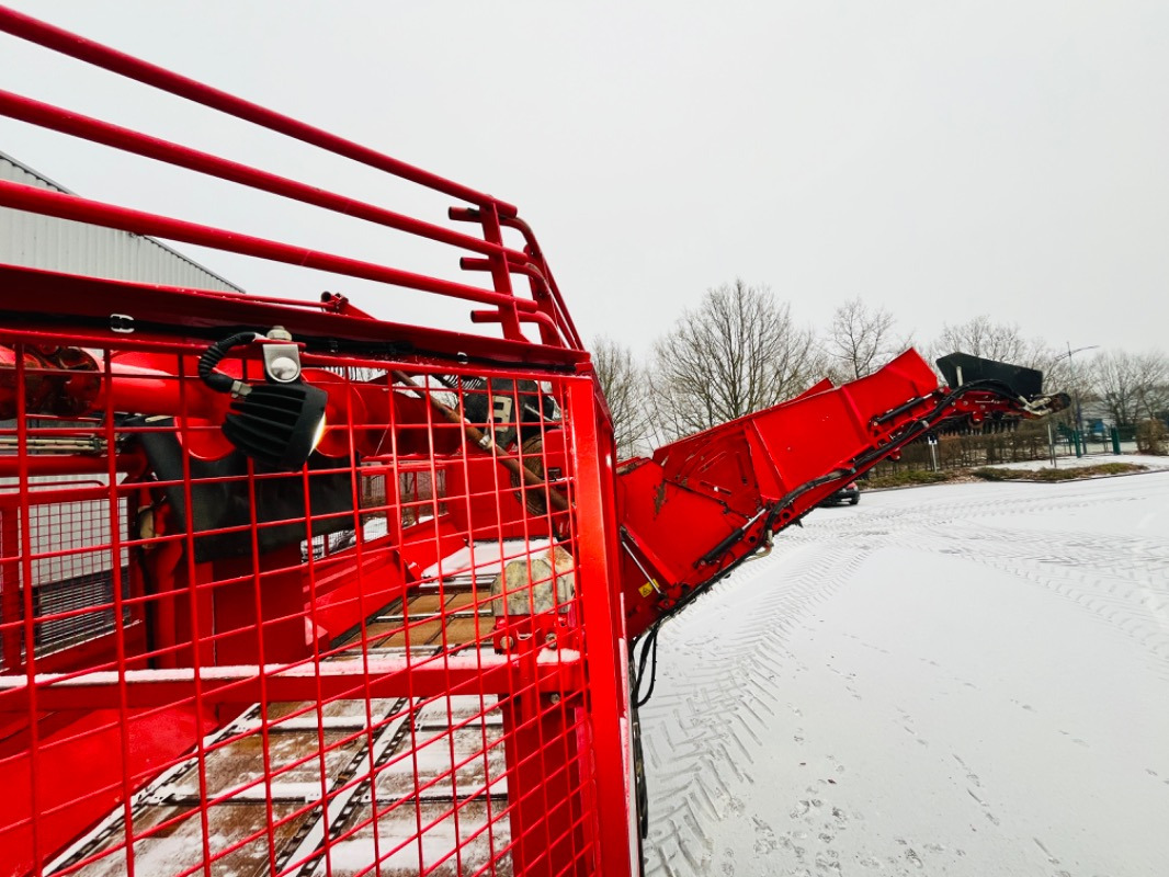 Holmer T4-40 - Μηχανή συγκομιδής: φωτογραφία 5 Holmer T4-40 - Μηχανή συγκομιδής: φωτογραφία 5