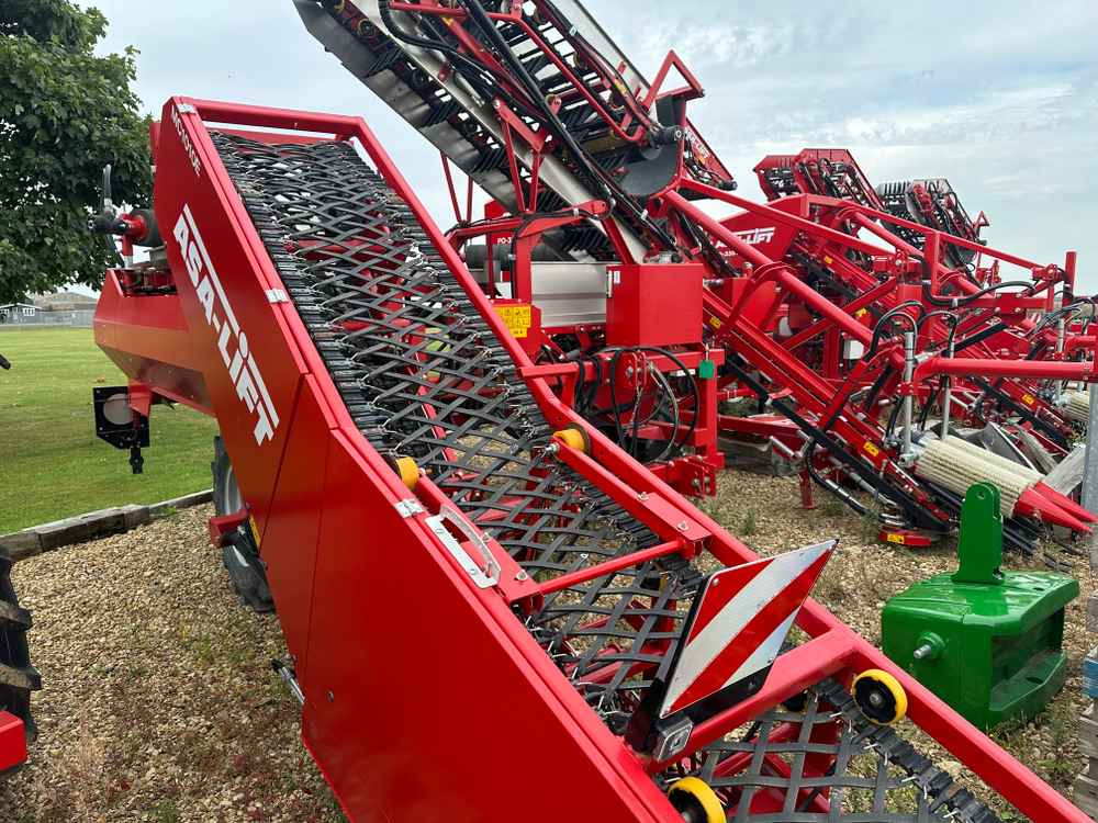 ASA-Lift MC1010E - Μηχανής συγκομιδής σταφυλιών: φωτογραφία 1 ASA-Lift MC1010E - Μηχανής συγκομιδής σταφυλιών: φωτογραφία 1