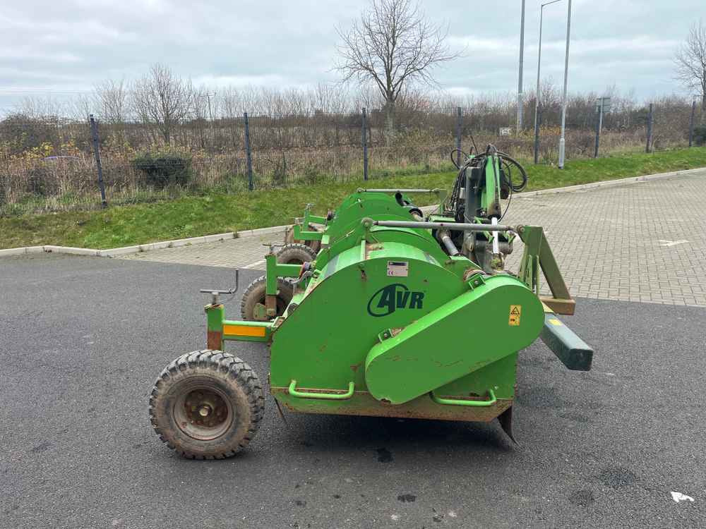 AVR RAFALE - Μηχανή συγκομιδής: φωτογραφία 2 AVR RAFALE - Μηχανή συγκομιδής: φωτογραφία 2