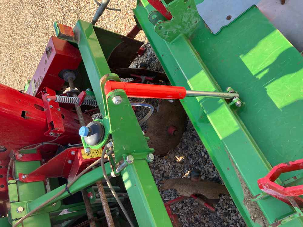 Baselier Baselier 4 Row Mounted FA-W, Potato Planter Tilla Combination - Μηχανή συγκομιδής: φωτογραφία 2 Baselier Baselier 4 Row Mounted FA-W, Potato Planter Tilla Combination - Μηχανή συγκομιδής: φωτογραφία 2