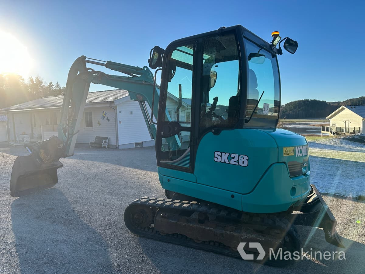 Grävmaskin Kobelco SK26 - Ερπυστριοφόρος εκσκαφέας: φωτογραφία 3 Grävmaskin Kobelco SK26 - Ερπυστριοφόρος εκσκαφέας: φωτογραφία 3