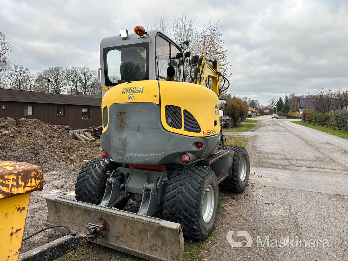 Hjulgrävare Wacker Neuson 6503-2 med vagn & redskap - Ερπυστριοφόρος εκσκαφέας: φωτογραφία 4 Hjulgrävare Wacker Neuson 6503-2 med vagn & redskap - Ερπυστριοφόρος εκσκαφέας: φωτογραφία 4