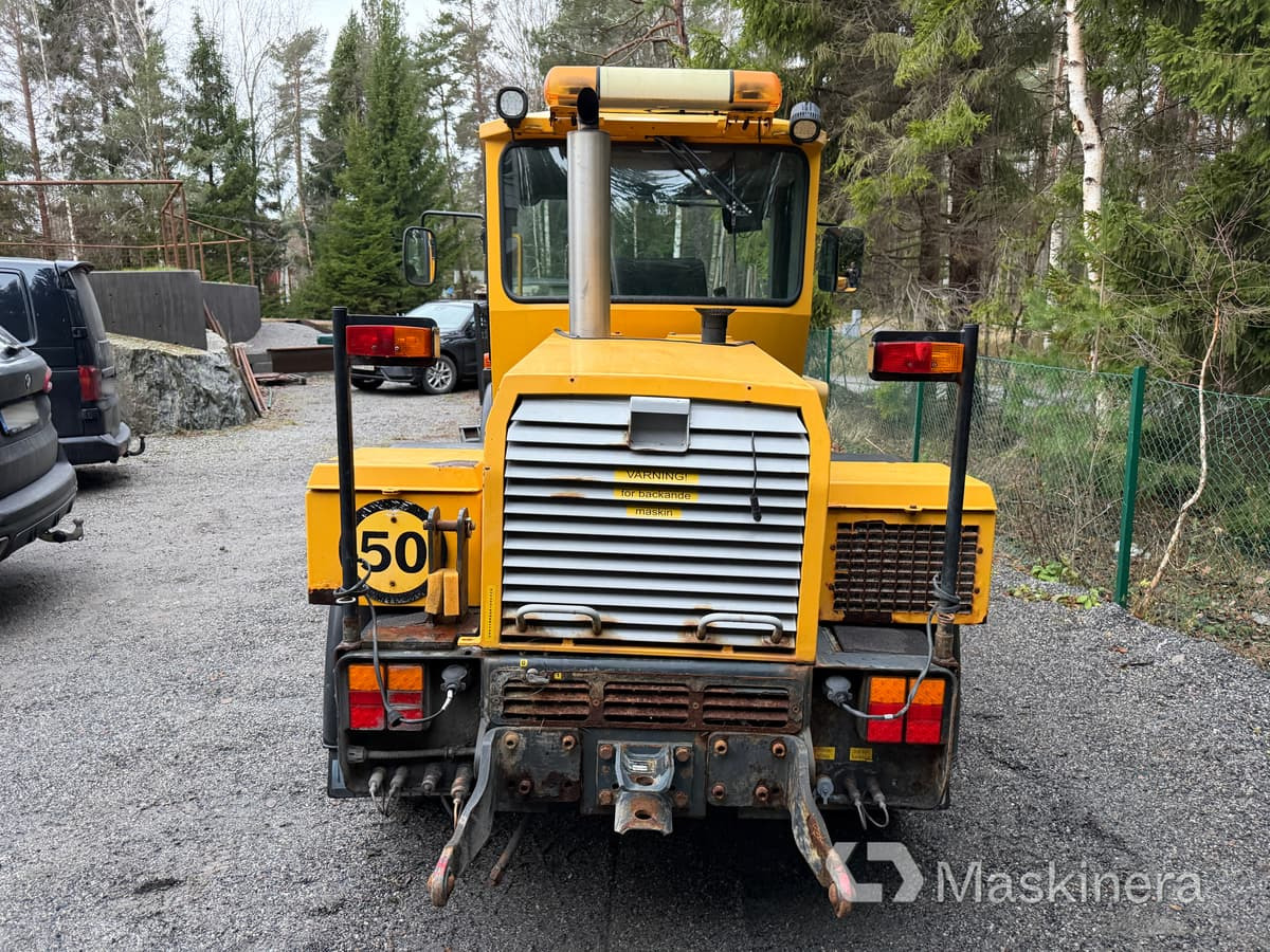 Hjullastare Lundberg 4200 Ls med vikplog - Ελαστιχοφόρος φορτωτής: φωτογραφία 5 Hjullastare Lundberg 4200 Ls med vikplog - Ελαστιχοφόρος φορτωτής: φωτογραφία 5