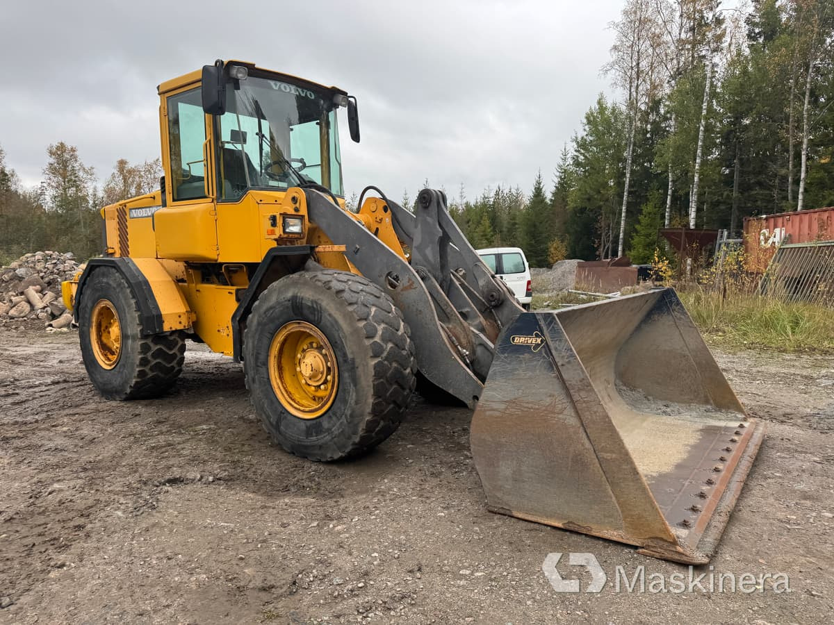 Hjullastare Volvo L70D - Ελαστιχοφόρος φορτωτής: φωτογραφία 3 Hjullastare Volvo L70D - Ελαστιχοφόρος φορτωτής: φωτογραφία 3
