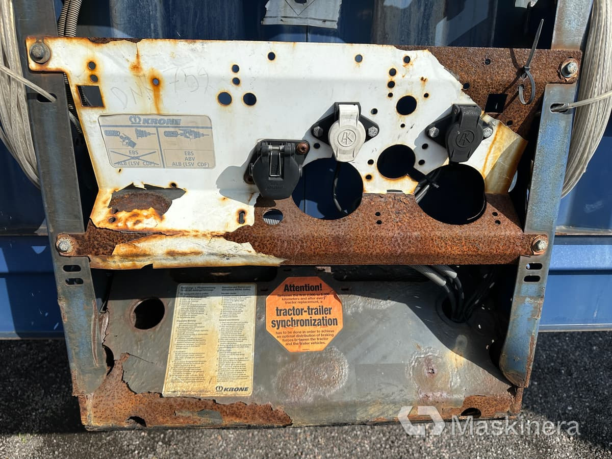 Επικαθήμενο κουρτίνα Kapelltrailer Krone SD: φωτογραφία 27 Επικαθήμενο κουρτίνα Kapelltrailer Krone SD: φωτογραφία 27