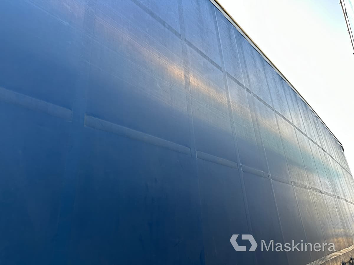 Επικαθήμενο κουρτίνα Kapelltrailer Krone SD: φωτογραφία 22 Επικαθήμενο κουρτίνα Kapelltrailer Krone SD: φωτογραφία 22