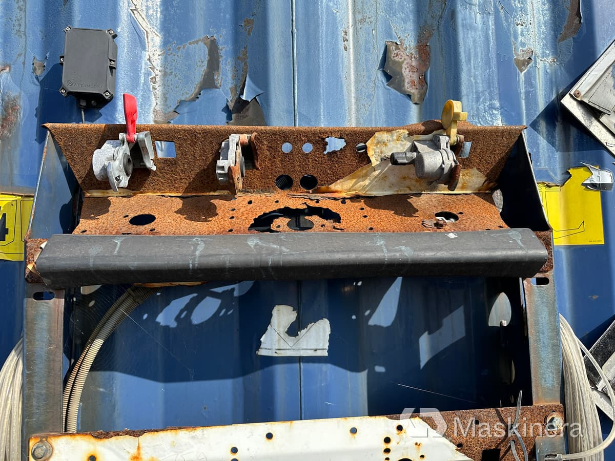 Επικαθήμενο κουρτίνα Kapelltrailer Krone SD: φωτογραφία 28 Επικαθήμενο κουρτίνα Kapelltrailer Krone SD: φωτογραφία 28