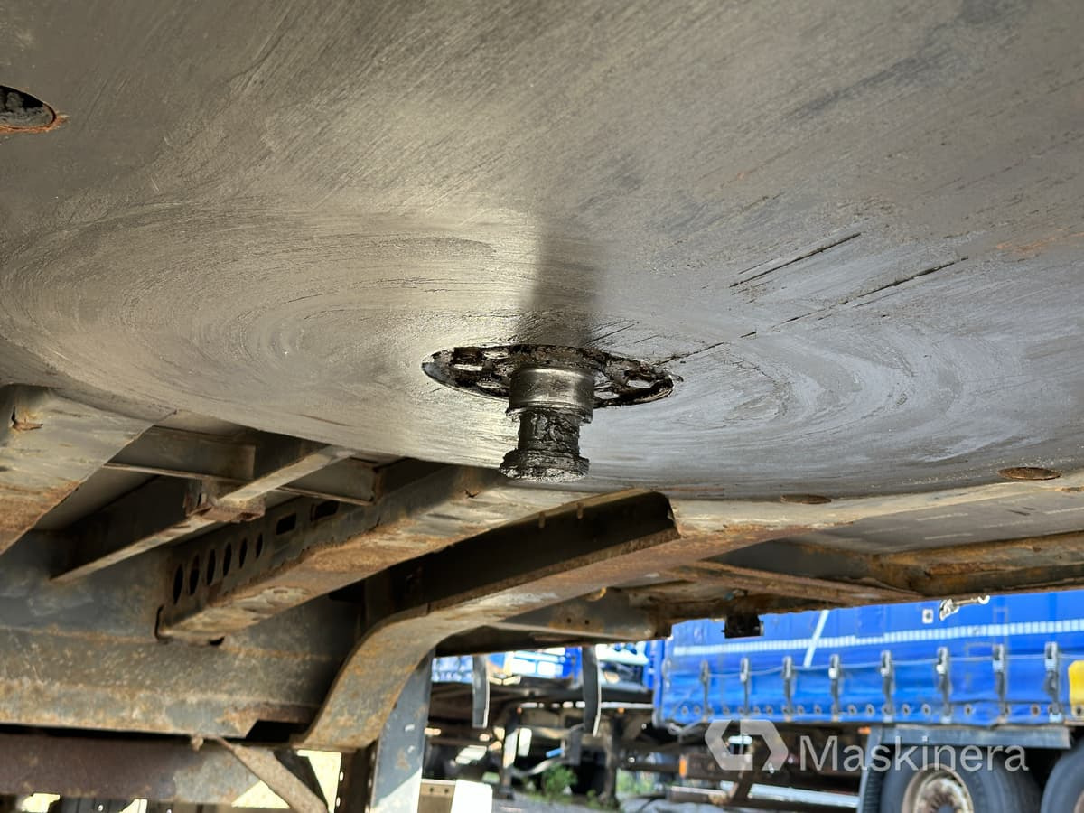 Επικαθήμενο κουρτίνα Kapelltrailer Krone SD: φωτογραφία 34 Επικαθήμενο κουρτίνα Kapelltrailer Krone SD: φωτογραφία 34