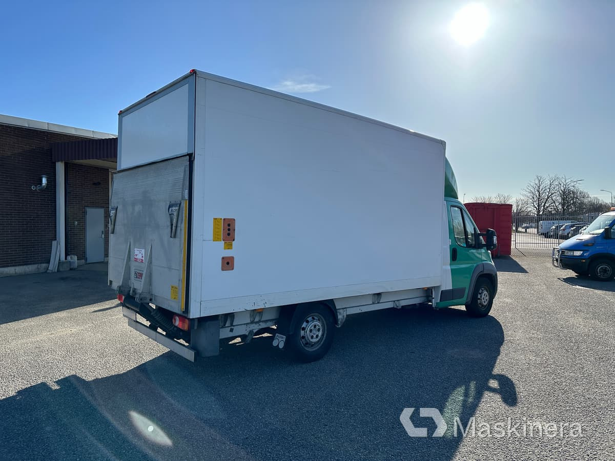 Lastbil Peugeot Boxer 2017 - Επαγγελματικό αυτοκίνητο κόφα: φωτογραφία 5 Lastbil Peugeot Boxer 2017 - Επαγγελματικό αυτοκίνητο κόφα: φωτογραφία 5
