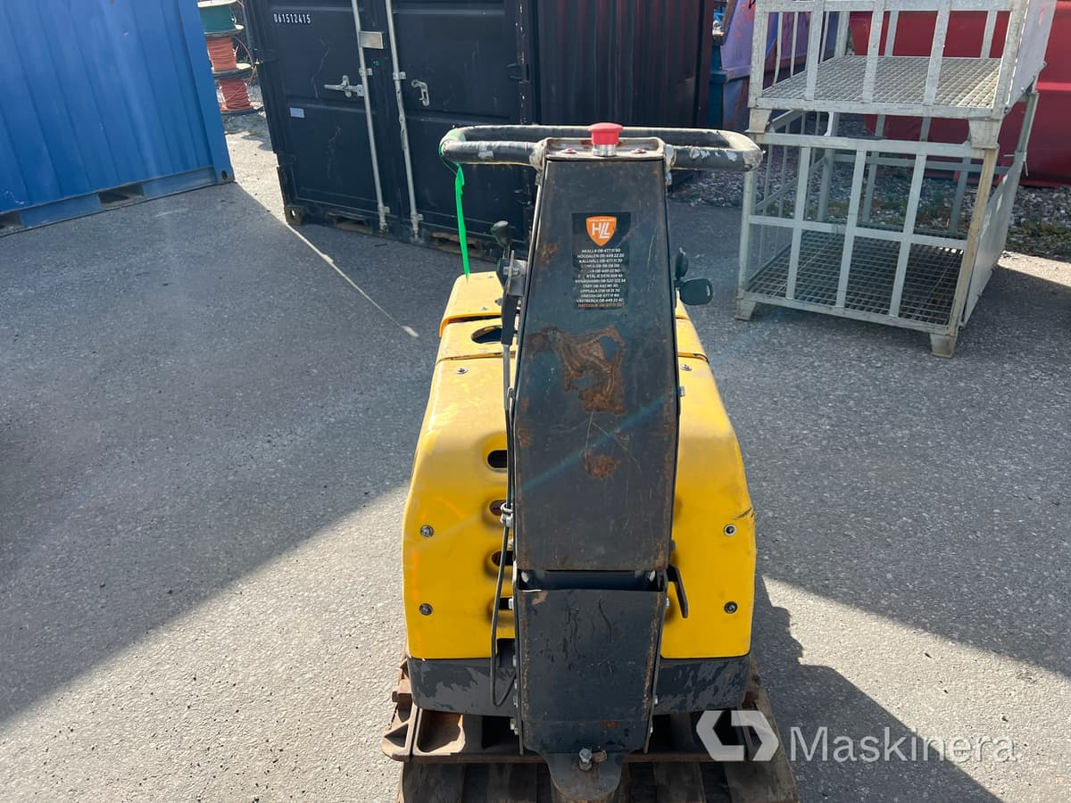 Markvibrator Atlas Copco LH700 - Δονητική πλάκα: φωτογραφία 5 Markvibrator Atlas Copco LH700 - Δονητική πλάκα: φωτογραφία 5