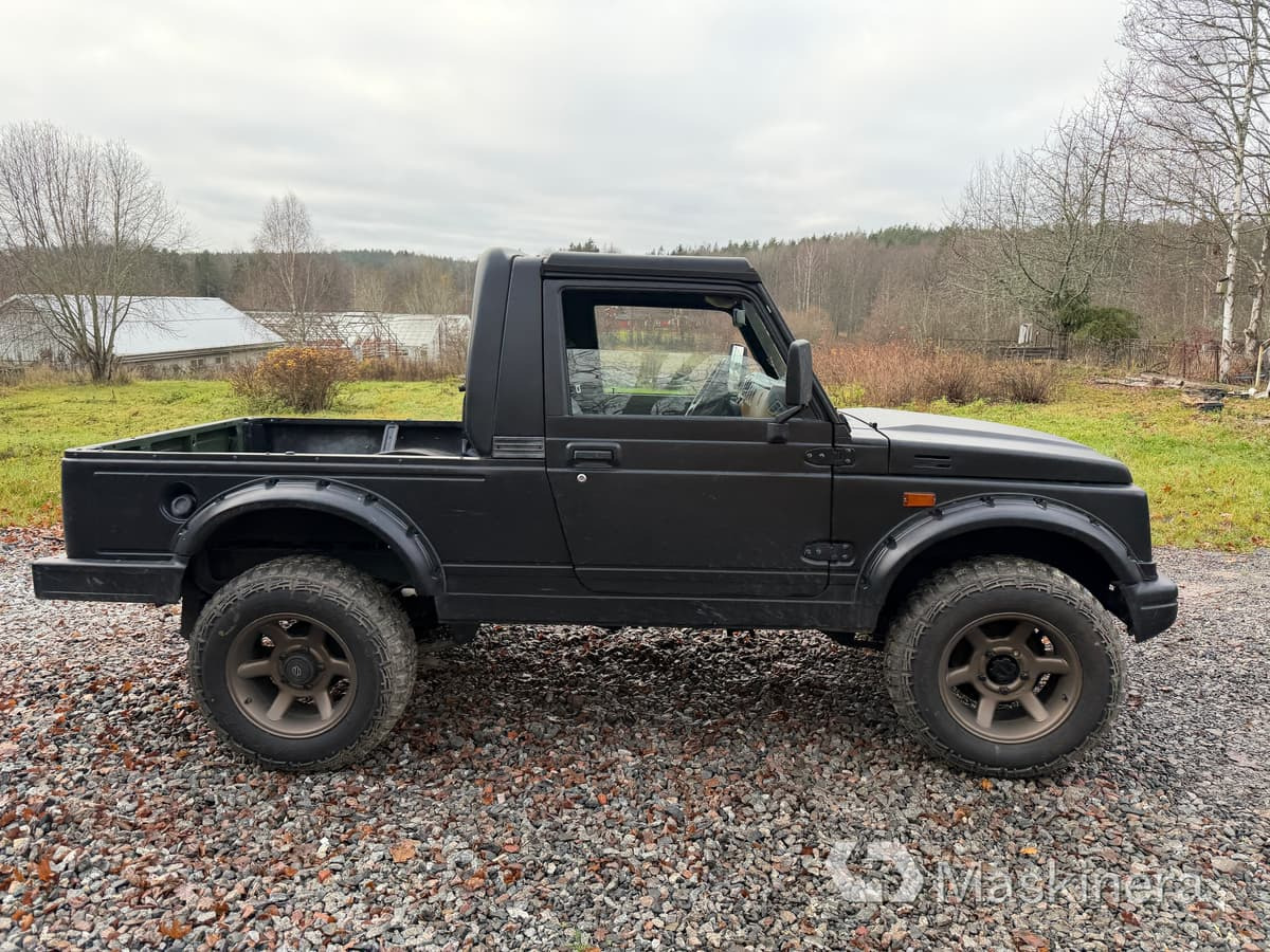 Pickup Suzuki Samurai 1.9TD 4WD - Μικρό βαν: φωτογραφία 4 Pickup Suzuki Samurai 1.9TD 4WD - Μικρό βαν: φωτογραφία 4