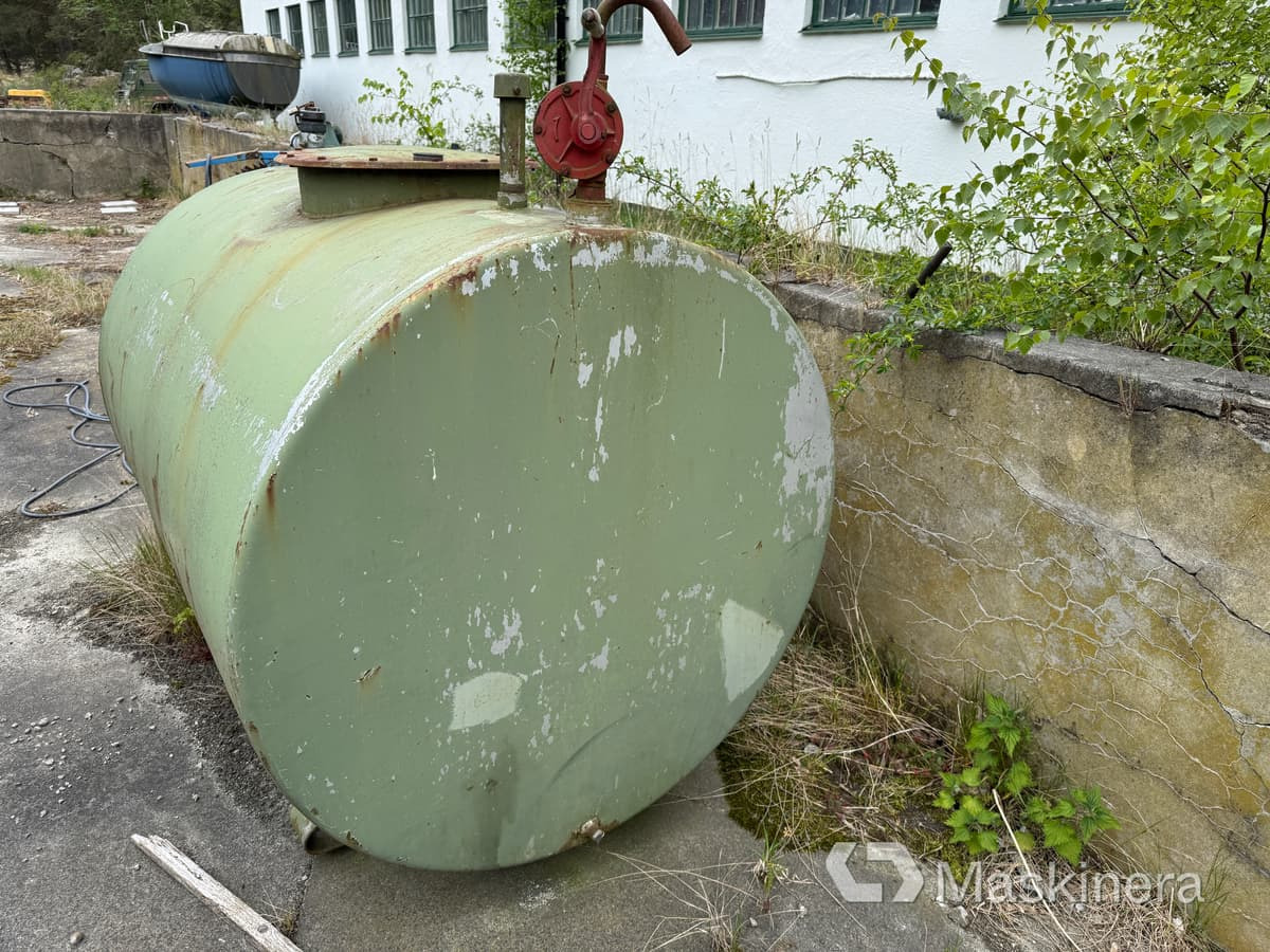 SCF Farmaraggregat Farmartank 1500 Liter - Ρεζερβουάρ: φωτογραφία 3 SCF Farmaraggregat Farmartank 1500 Liter - Ρεζερβουάρ: φωτογραφία 3