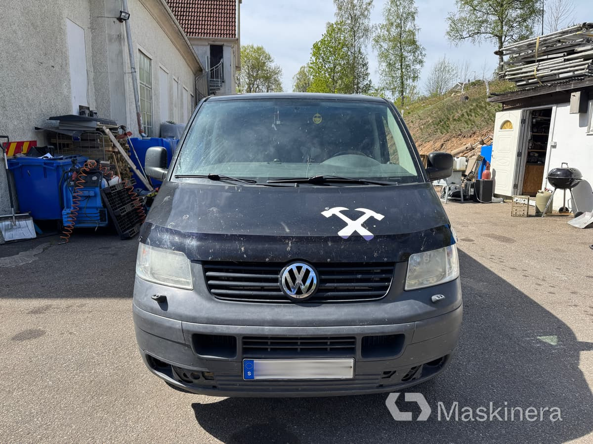 Skåpbil Volkswagen Transporter 2.5 TDI - Μικρό βαν: φωτογραφία 2 Skåpbil Volkswagen Transporter 2.5 TDI - Μικρό βαν: φωτογραφία 2