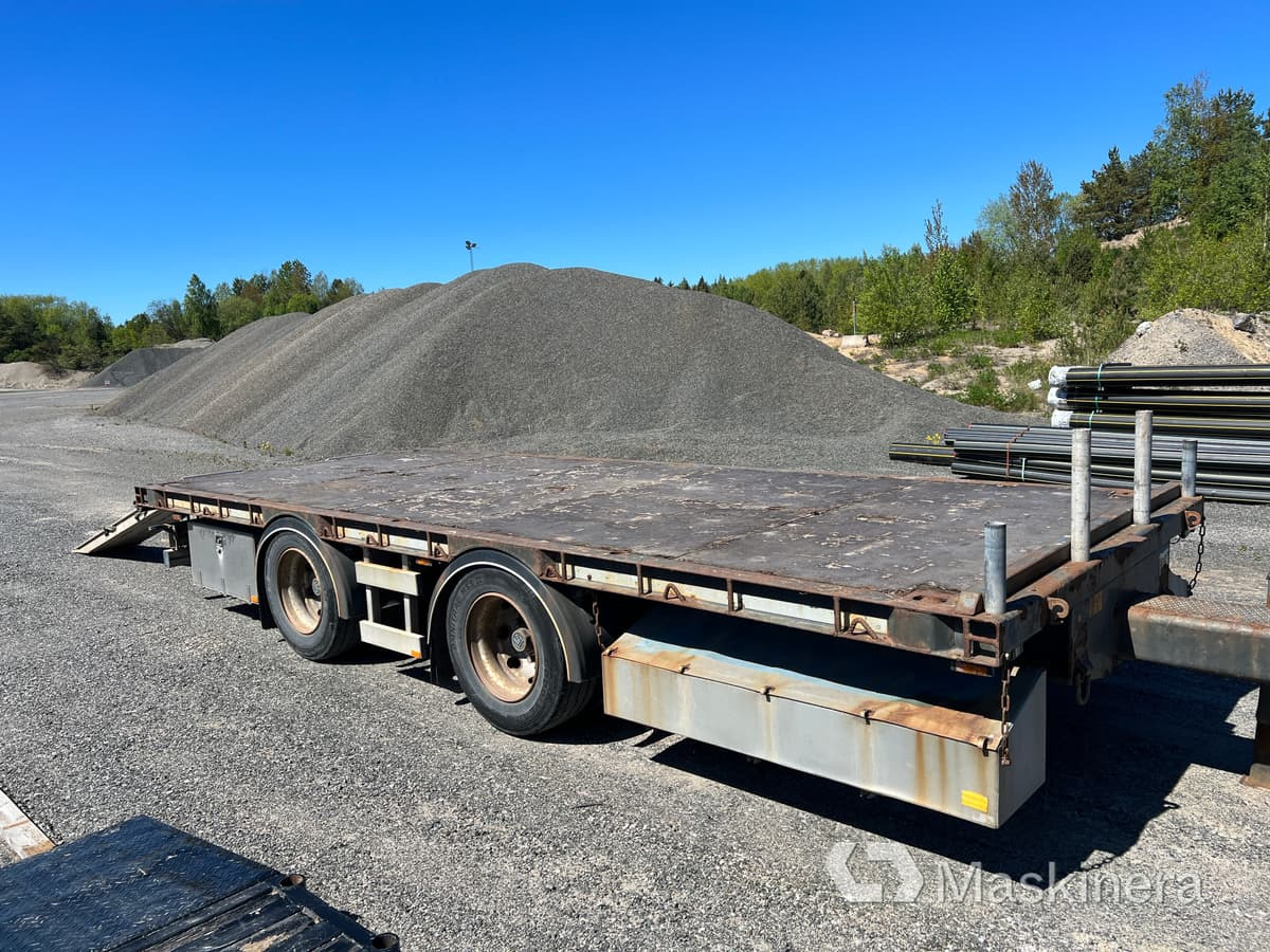 Släp Närko C2YP53G11 med ramper - Ρυμούλκα με χαμηλό δάπεδο: φωτογραφία 5 Släp Närko C2YP53G11 med ramper - Ρυμούλκα με χαμηλό δάπεδο: φωτογραφία 5