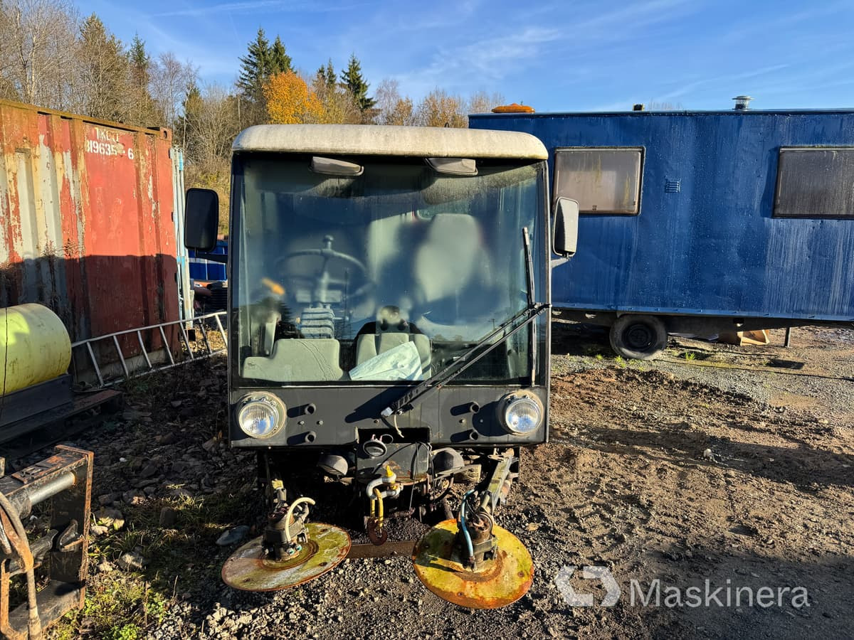 Sopmaskin Johnston Compact 142A 101T (Rep. objekt) - Σάρωθρο δρόμων: φωτογραφία 2 Sopmaskin Johnston Compact 142A 101T (Rep. objekt) - Σάρωθρο δρόμων: φωτογραφία 2