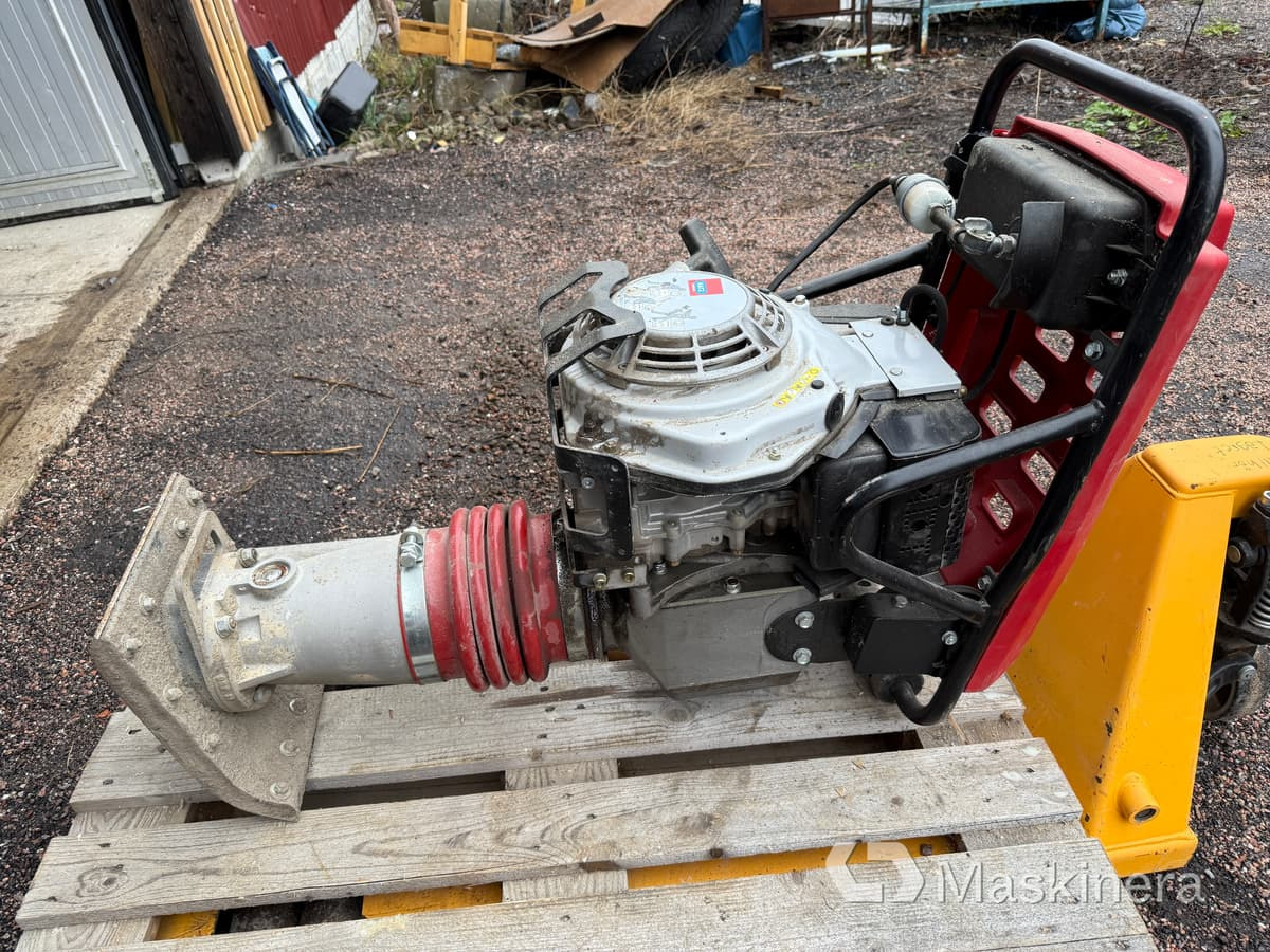 Stamp Swepac T84 - Δονητική πλάκα: φωτογραφία 1 Stamp Swepac T84 - Δονητική πλάκα: φωτογραφία 1